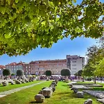 아파트 Gemuetliche Mit Terrasse By Interhome